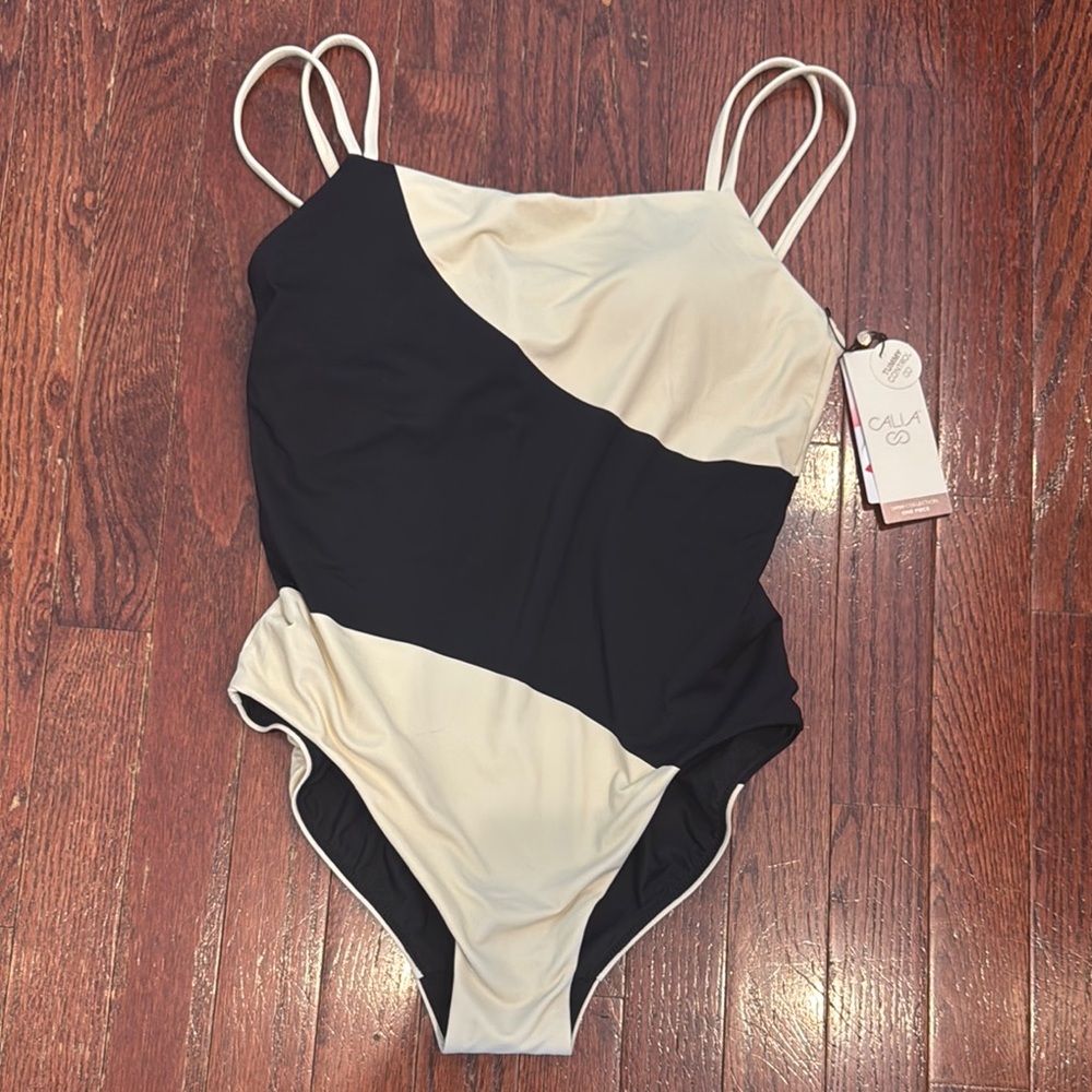CALIA by Carrie Underwood Black and Cream One Piece Swimsuit with Tummy Control